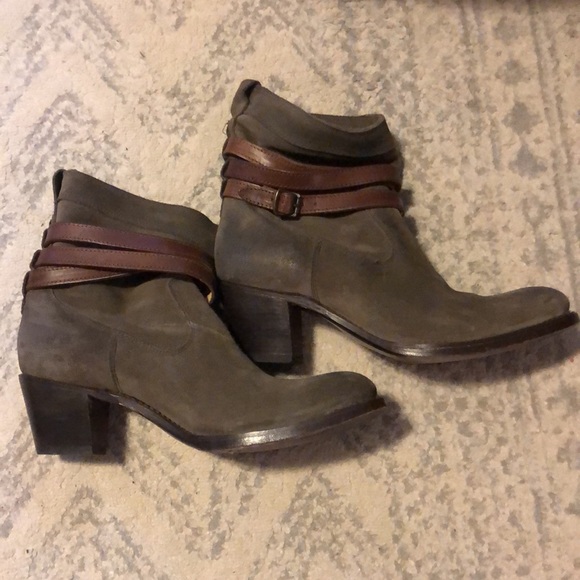Frye Jane Strappy boot - Picture 2 of 3